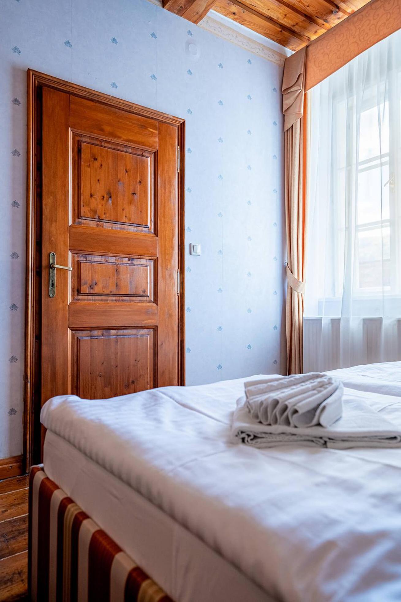 Penzion Cosmopolitan I. Banská Štiavnica Buitenkant foto